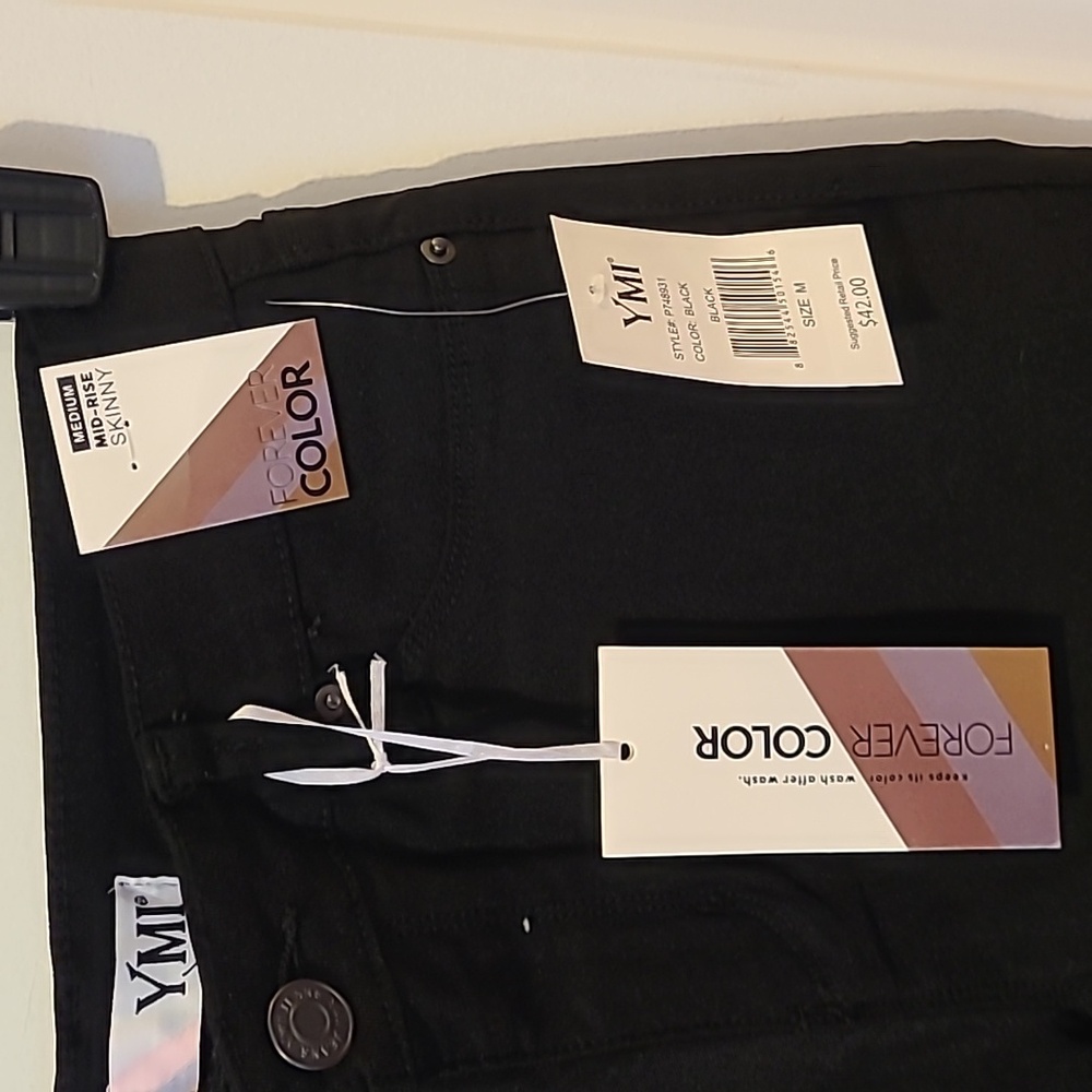 NWT YMI Mid-rise Skinny Jeans - Picture 3 of 5